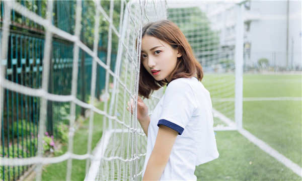 龙门标题：揭开正规试管助孕费用，帮您实现代怀生子的梦想